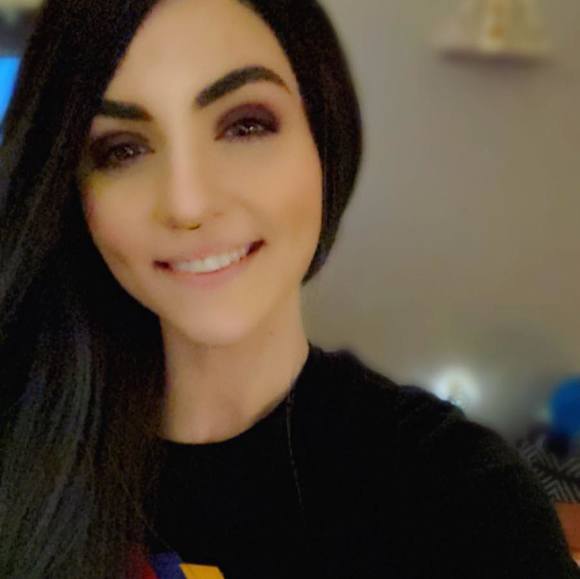 Meet your Posher, Paige - Picture 1 of 1